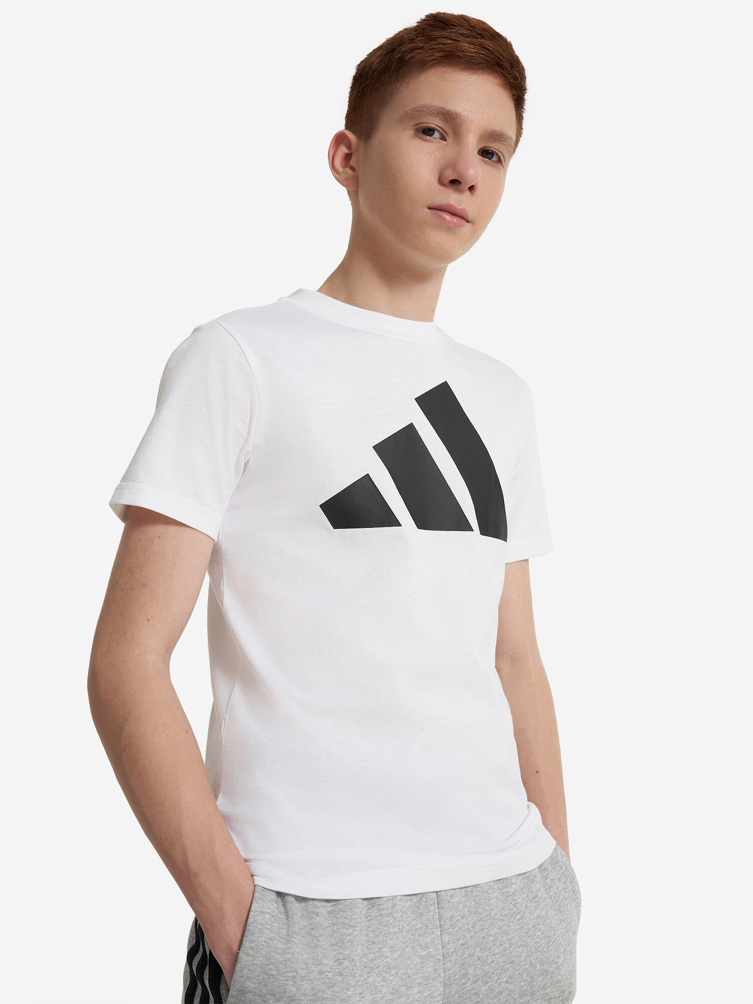 Футболка adidas, размер 152, белый