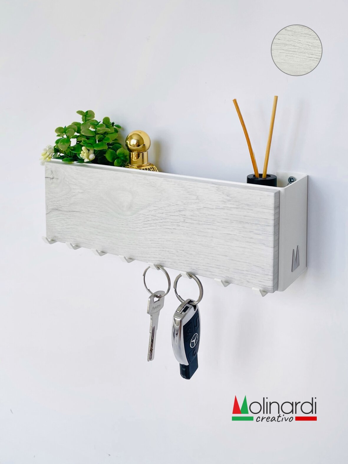 Ключница настенная для прихожей с полкой КЛЮЧ3-ББ