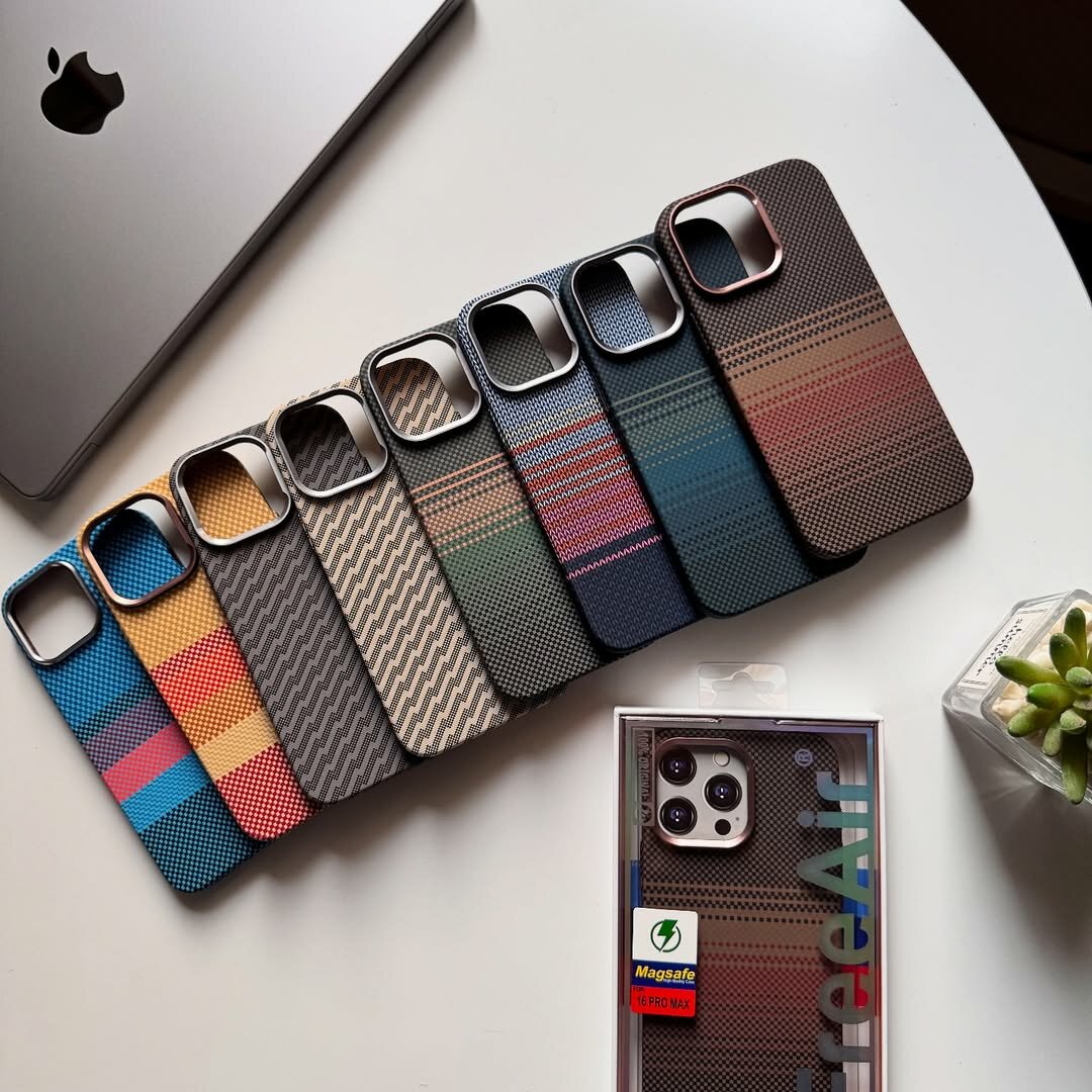 Карбоновый чехол для iPhone 15Pro, PiraWood (коричневый), FreeAir MagSafe (ORIGINAL)