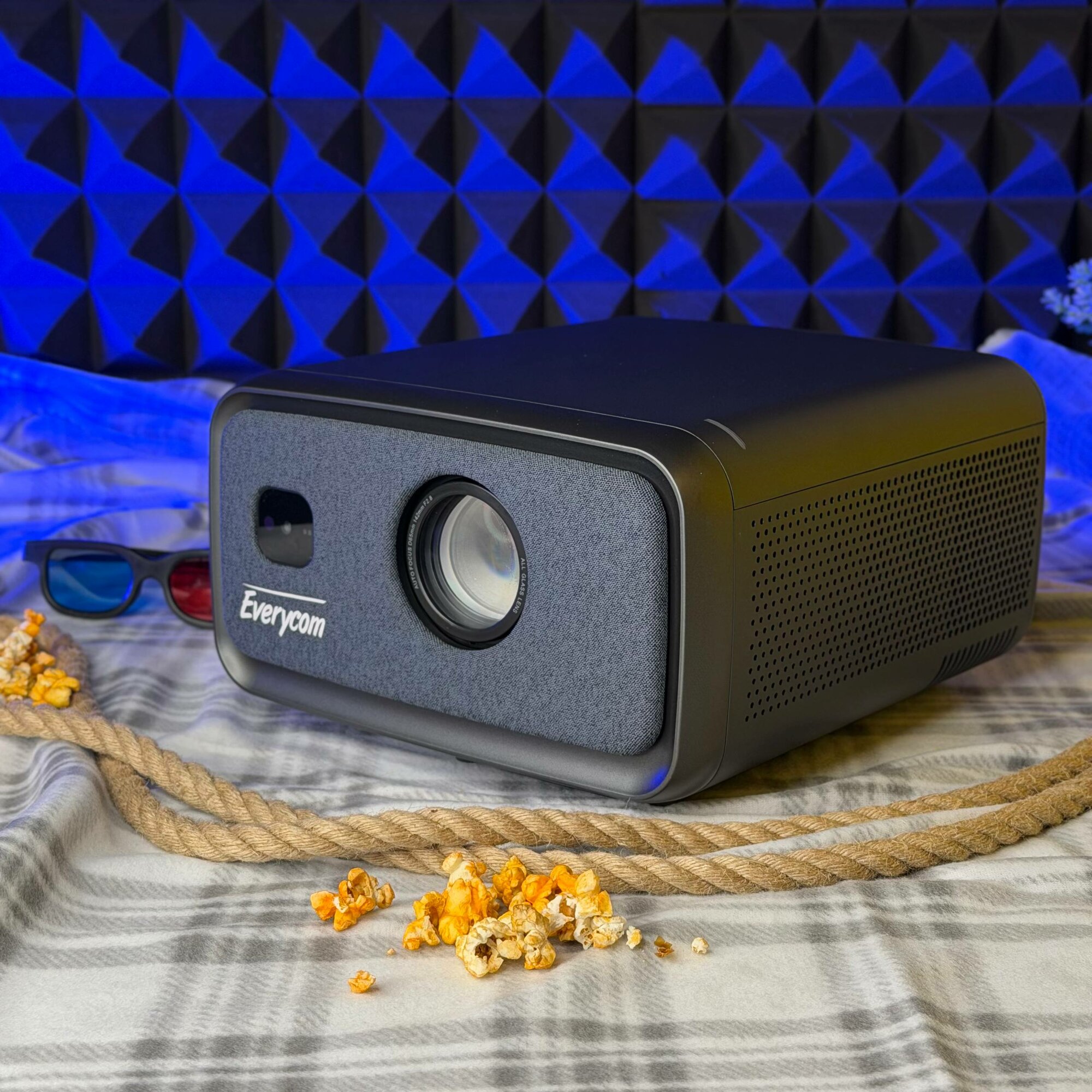 Самый Яркий Проектор Everycom CubeLite, HDR, Android 15, Full HD