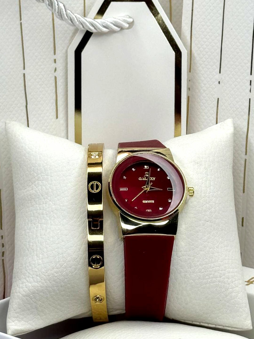 Наручные часы