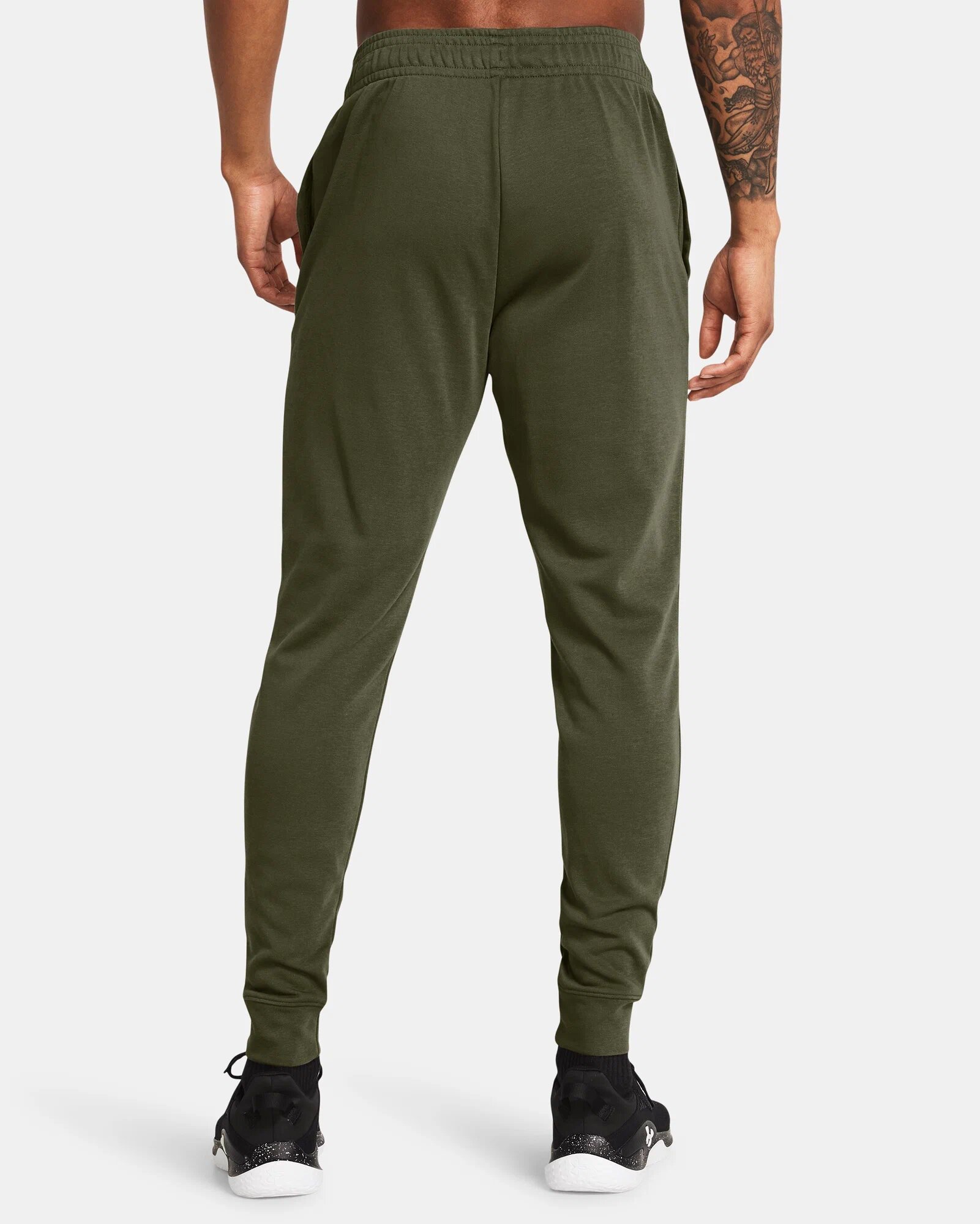 Брюки спортивные Under Armour Rival, размер SM, оливковый — фото 1