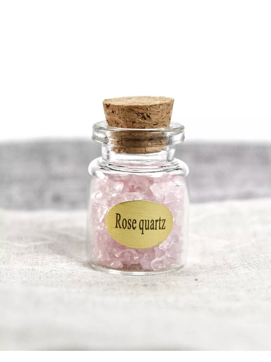 Розовый кварц в баночке, 2-3 мм, стекло - оберег