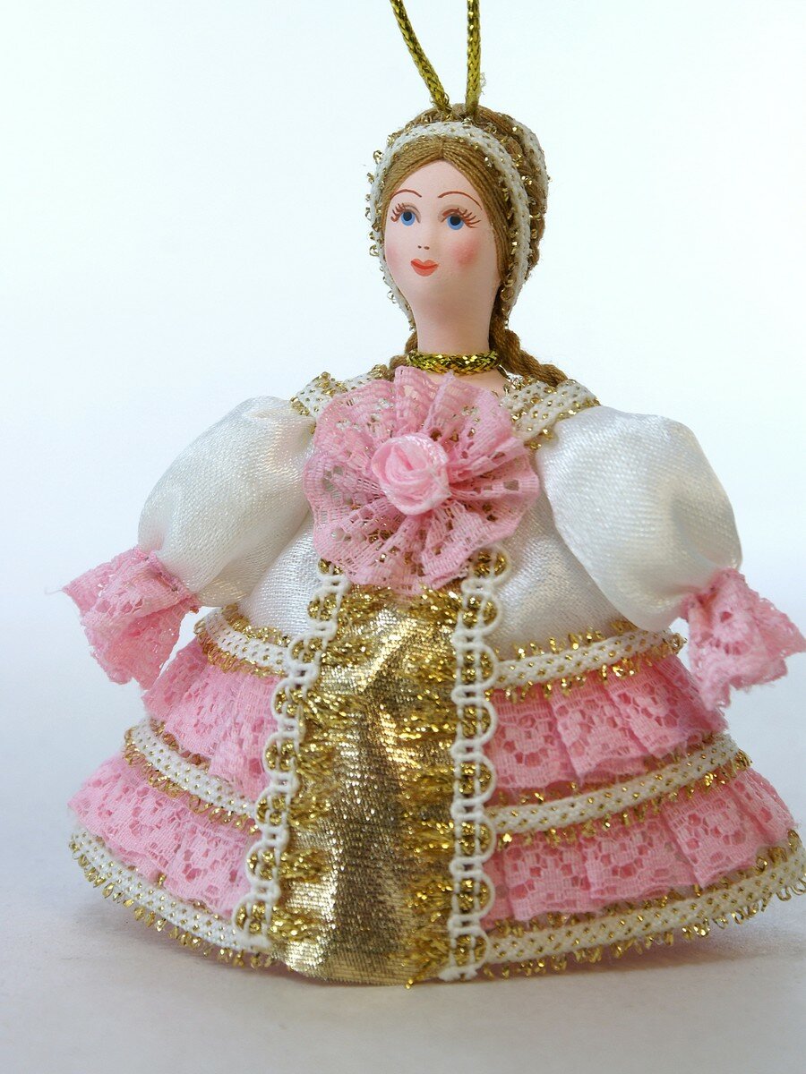 Кукла-подвеска Дама в бальном платье.