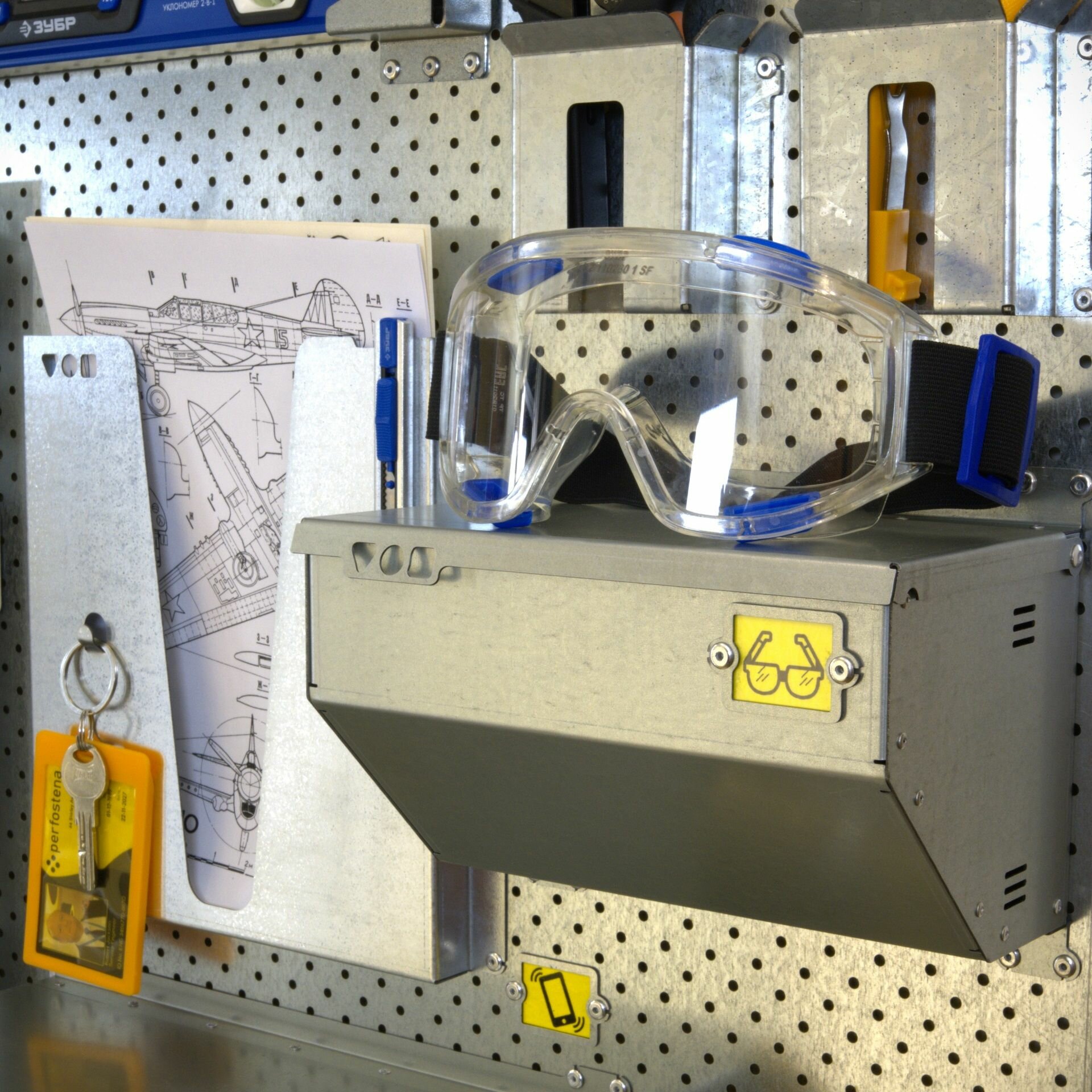 Ящик для защитных очков perfostena — фото 1