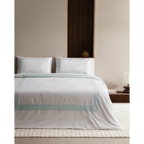 Постельное белье 2 спальное евро Пододеяльник 200х220 2 наволочки 50х70 простынь 240х260 Цвет Белый Зеленый 10000₽