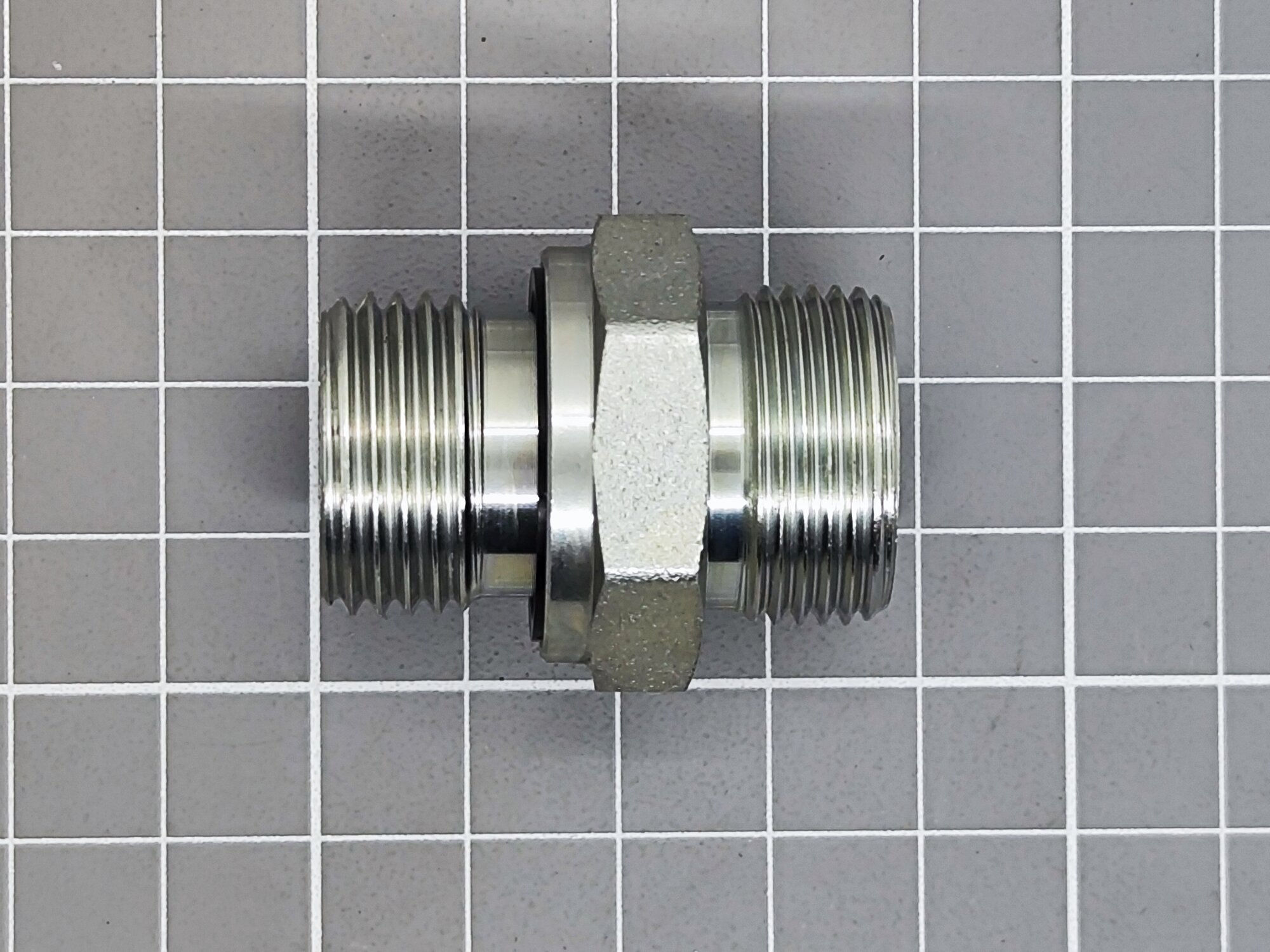 Адаптер BSP 1/2" - DKOL M22x1,5мм (ш-ш) переходной прямой для РВД и гидравлических систем (1 шт)