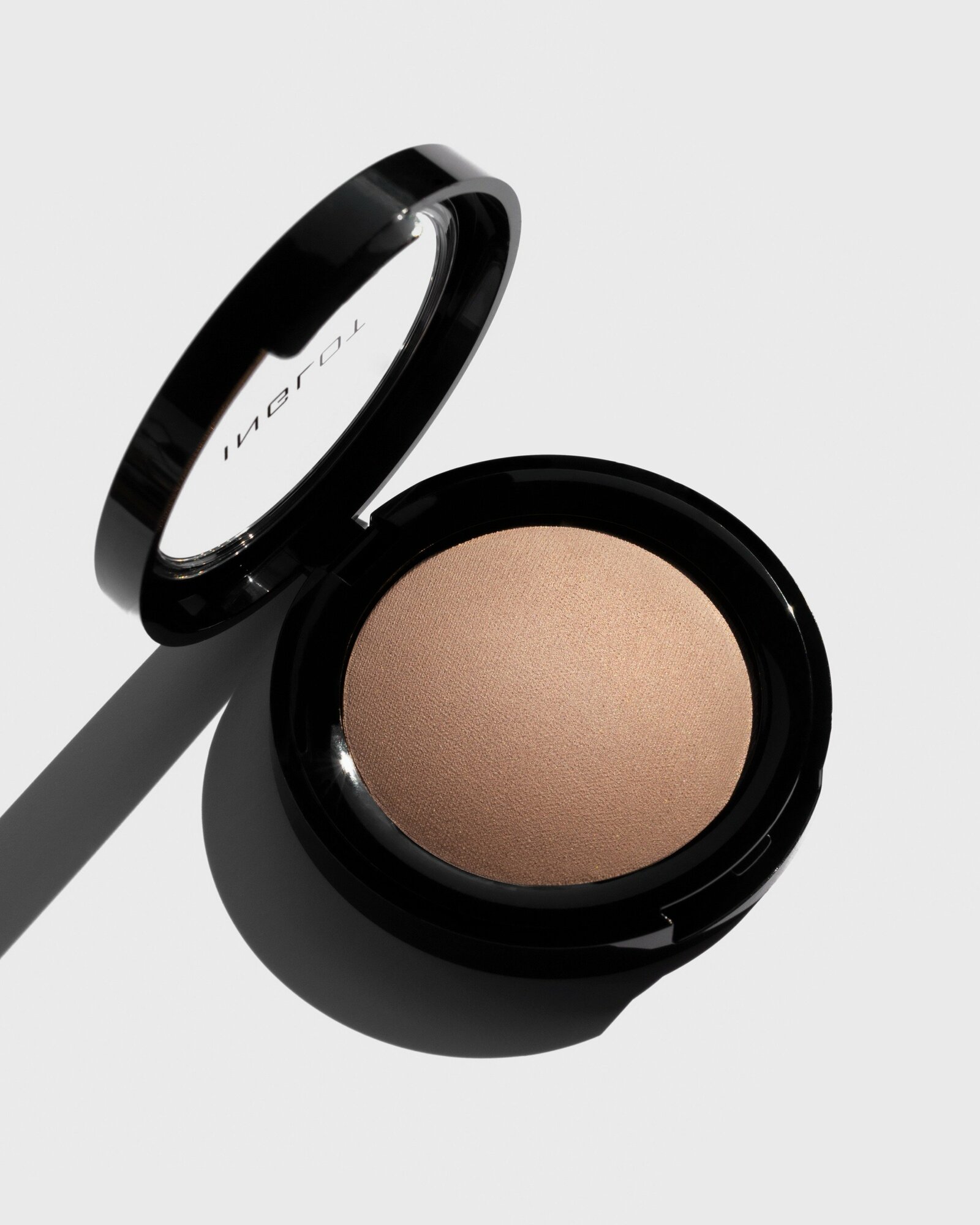 Бронзер для лица Inglot Bronzie Cheeks Face Bronzer, текстура компактная, цвет 42 — фото 1