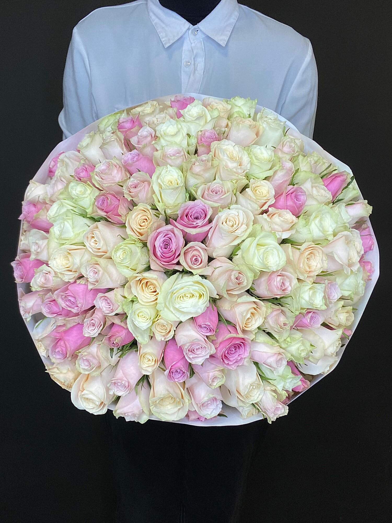 Букет из 151 розы