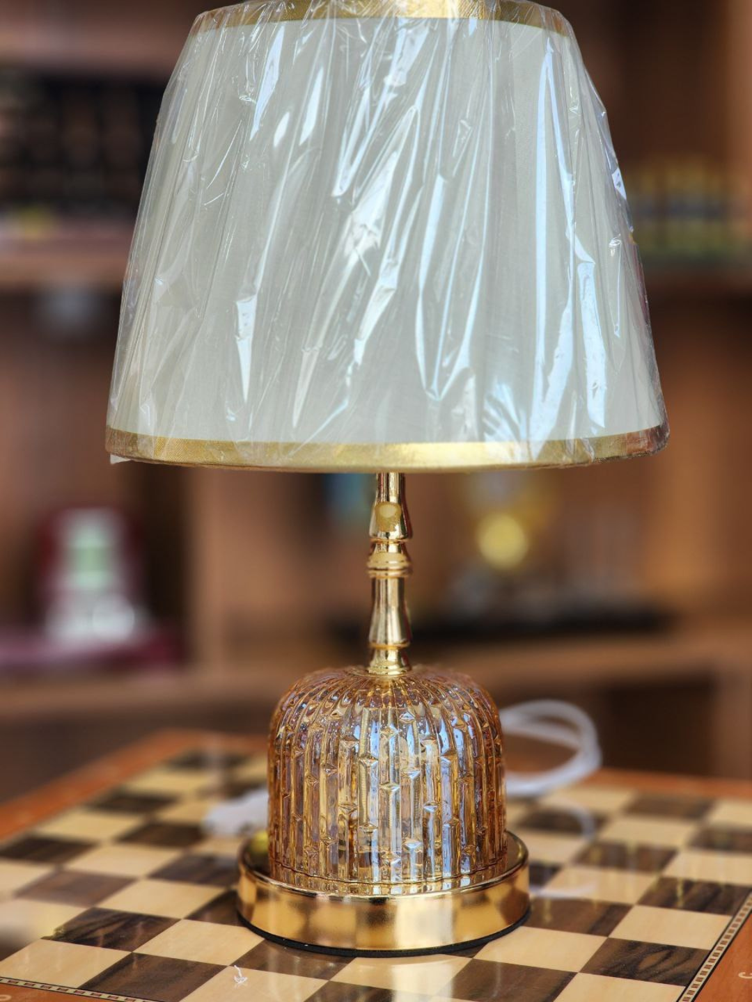 Настольная лампа, светильник с абажуром, классика