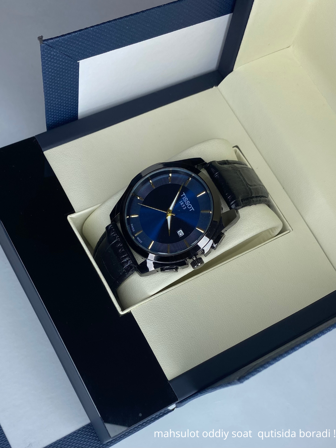 Наручные часы TISSOT, серый