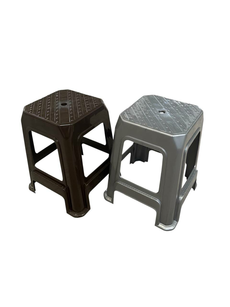 Прочные пластиковые табуретки с устойчивой конструкцией для дома, кухни, сада и дачи