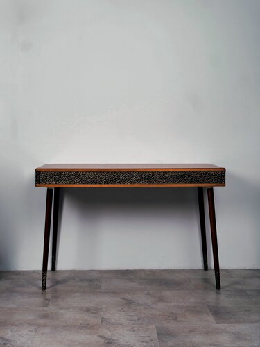 Изображение товара Письменный стол, дизайнерский, авторская работа, 110х55 см