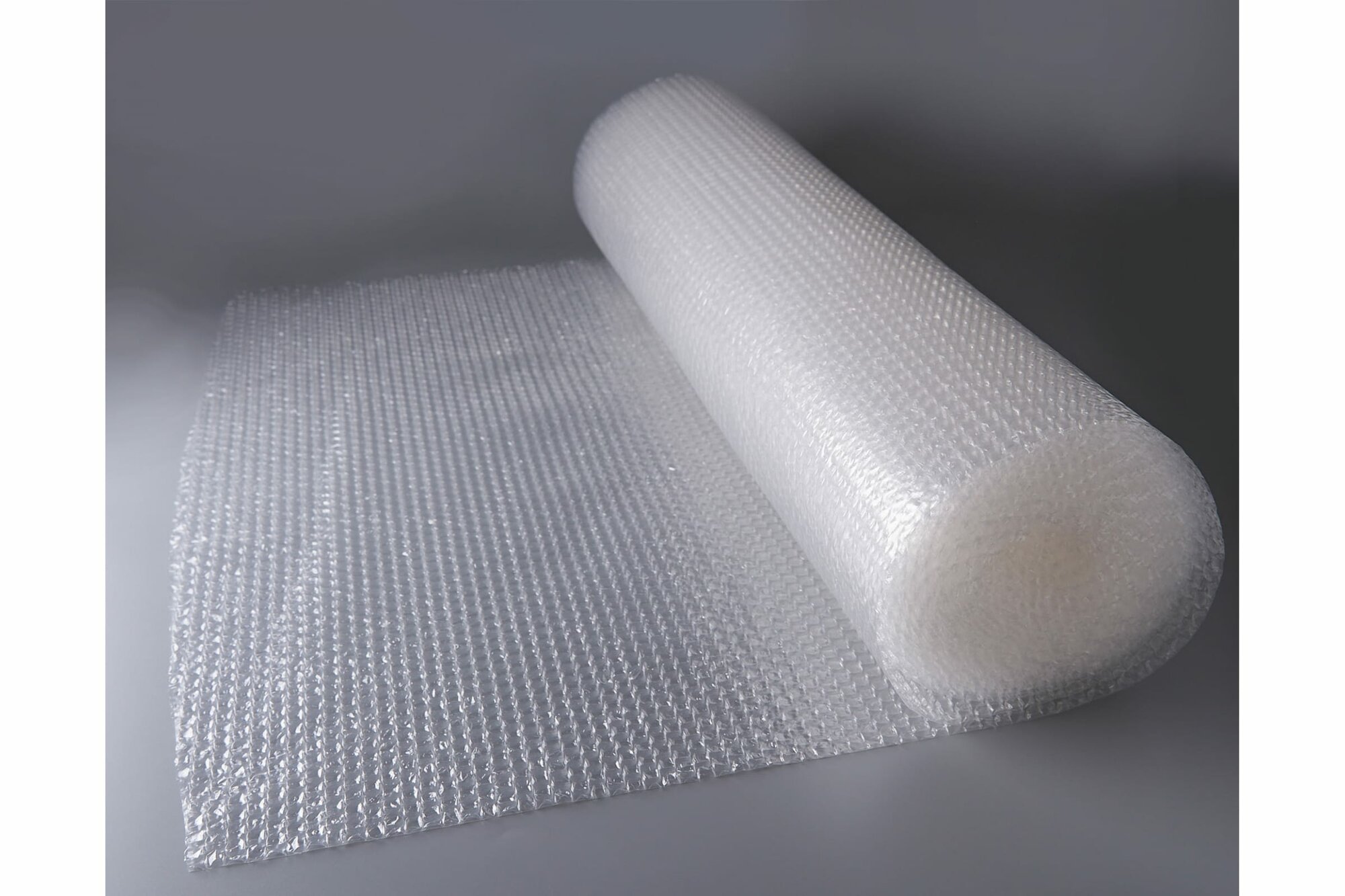 Пленка 1-2. Sale воздушно-пузырчатая 40 см х 5 м полиэтилен 2 слоя Россия