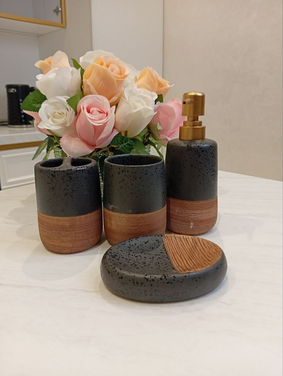 Набор для ванной комнаты, 4 шт предмета, матовый, черный цвет