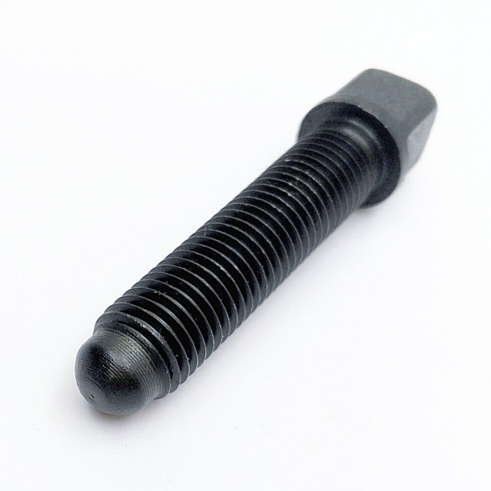 Болт резцедержателя М16х70мм под квадрат 17мм