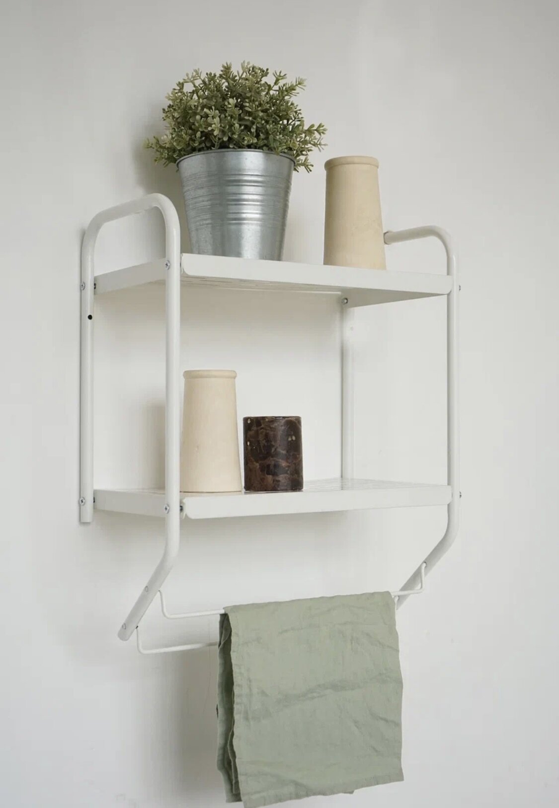 Полка настенная 2-х ярусная с вешалкой для полотенец 387х205х476