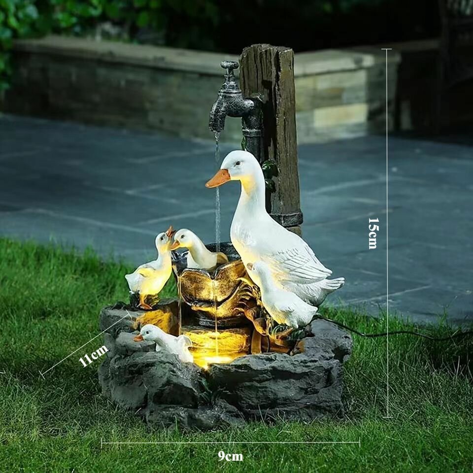 Садовый фонтан. Настоящие атрибуты солнечные украшения. Будет течь и светиться