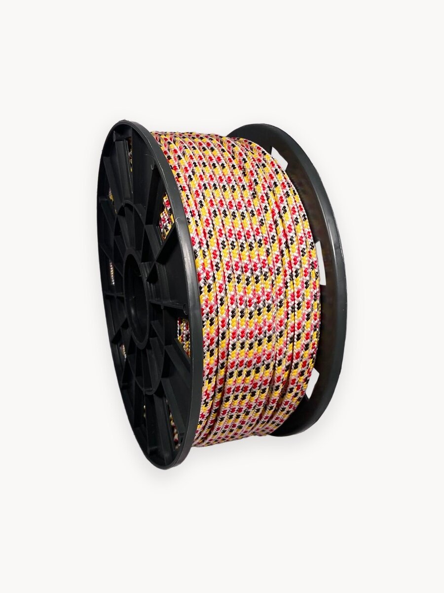 Веревка туристическая 6 мм 100 м цветная. Шнур полипропиленовый плетеный с сердечником. Веревка бельевая