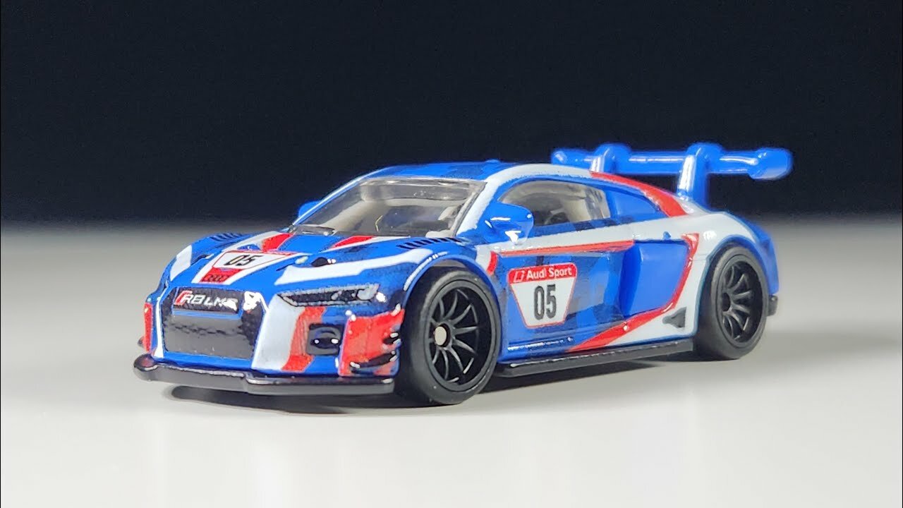 Гоночная машинка Hot Wheels Premium "Race Day Audi R8", масштаб 1:64, от 3 лет