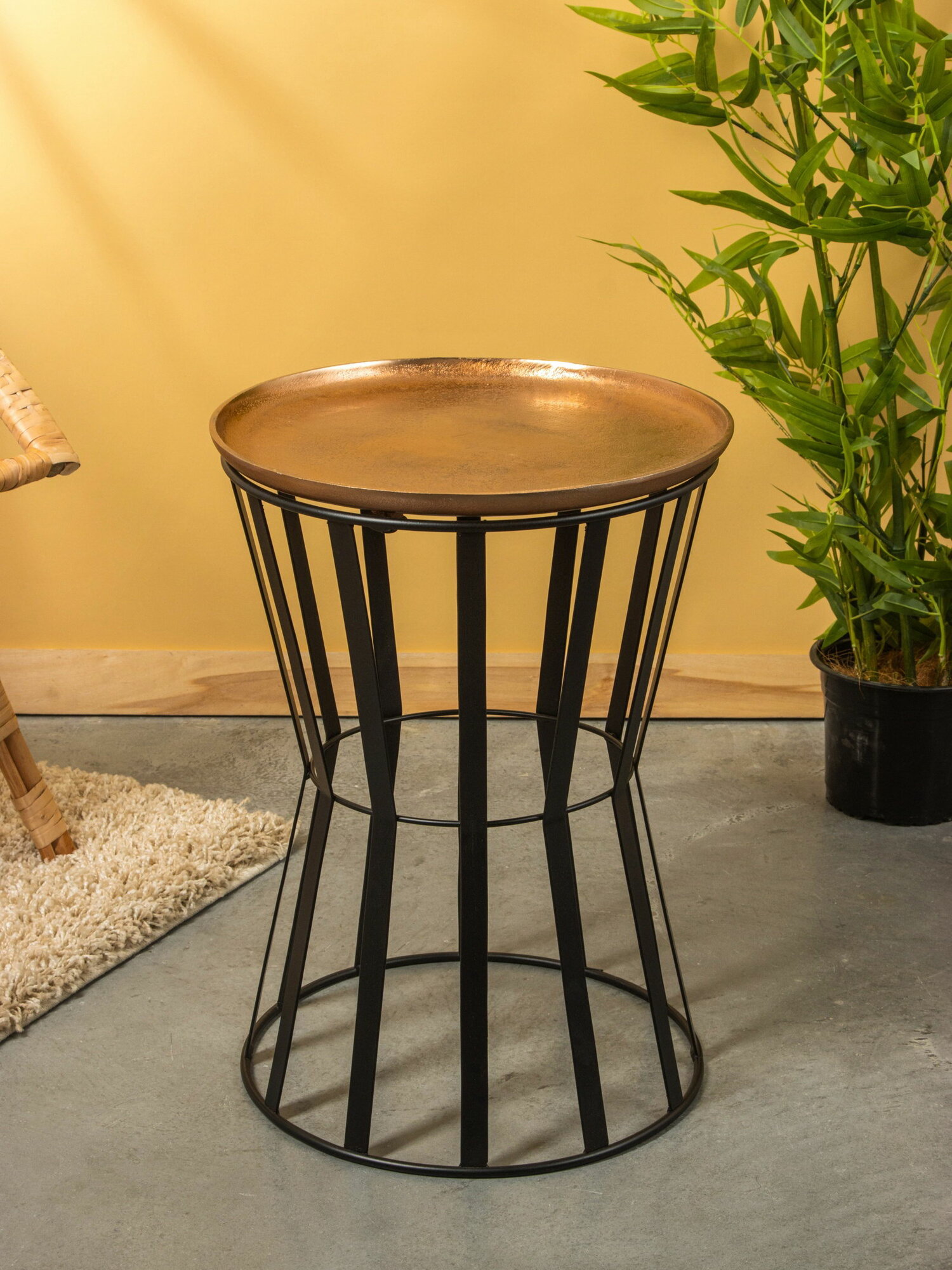 Столик журнальный 