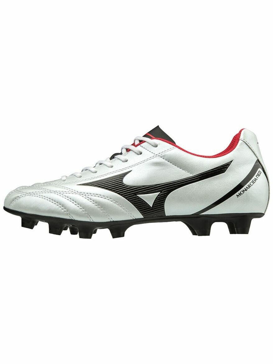 Бутсы Mizuno размер 7 UK белый/черный