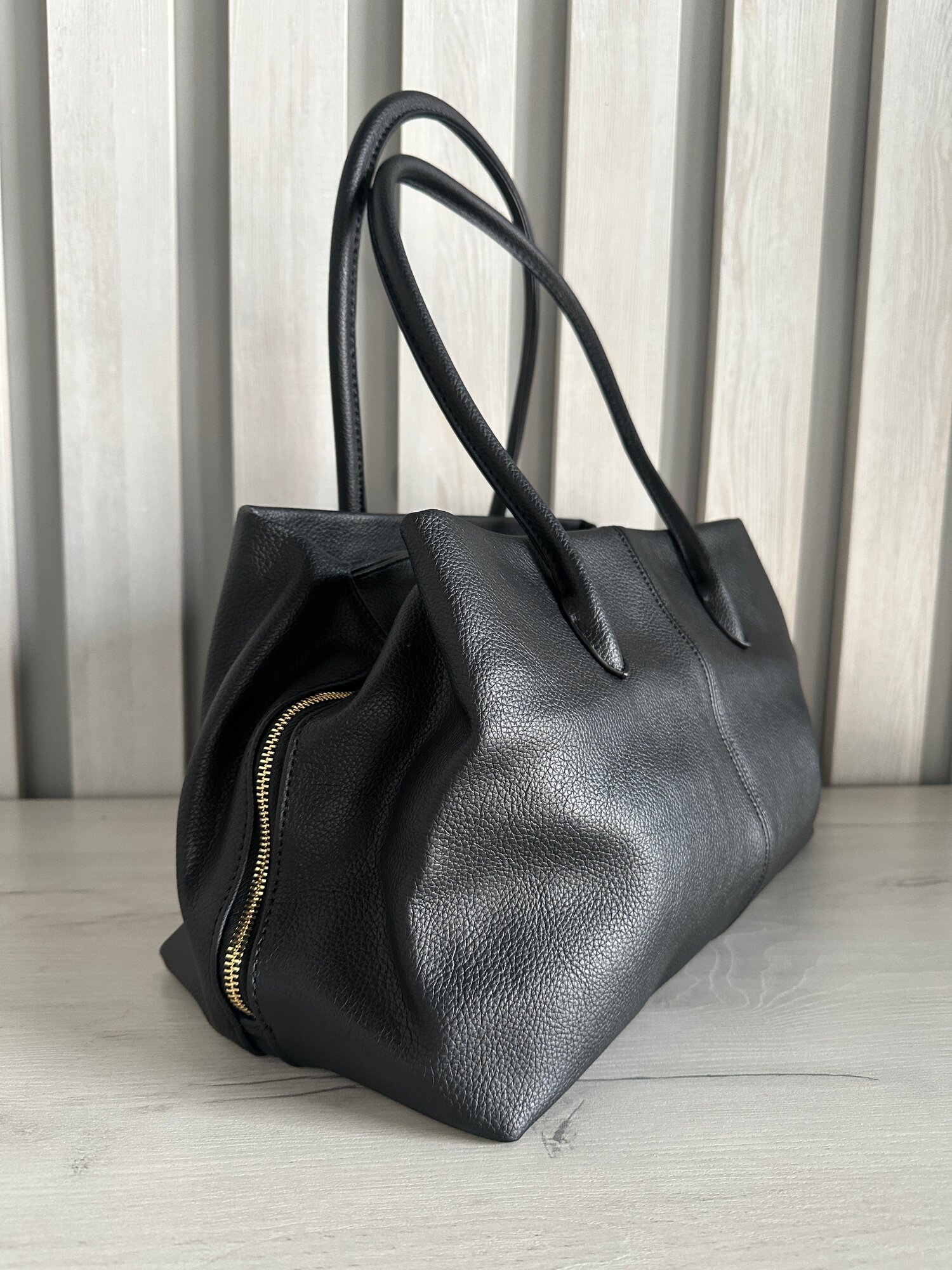 Сумка тоут INK Tout Bag, фактура тиснение, черный — фото 1