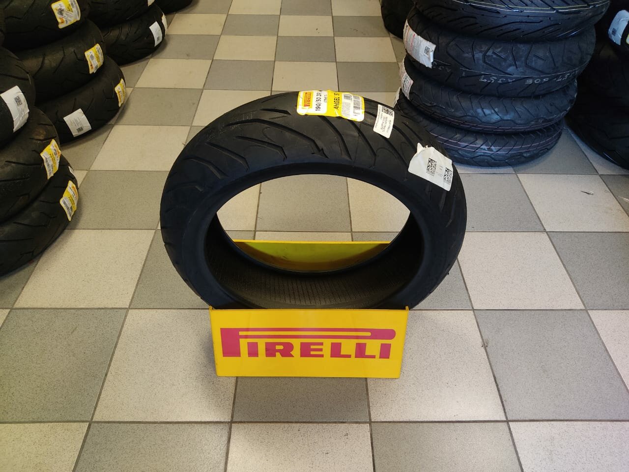 Мотошина / шина для мотоцикла Pirelli Angel ST 190/50ZR17 73W TL — фото 5