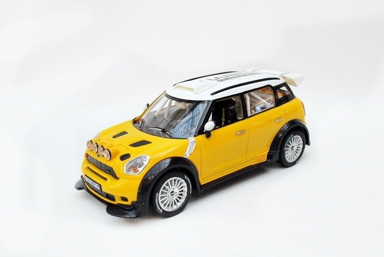 Машина радиоуправляемая DX Toys 1:24 BMW MINI COOPER WRC, желтая