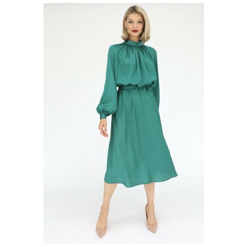 фото Шелковое платье миди с юбкой-трапеция looklikecat