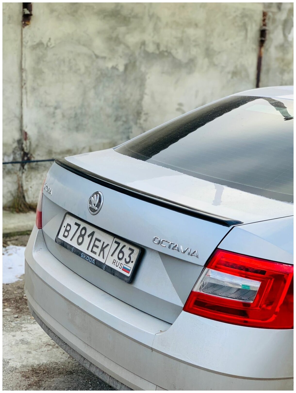 Спойлер для Skoda Octavia A7 (2013+) (черный АБС пластик, скотч в комплекте)