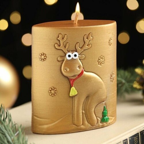 Свеча декоративная Олень и ёлочка 8х44х9 см золото 754₽