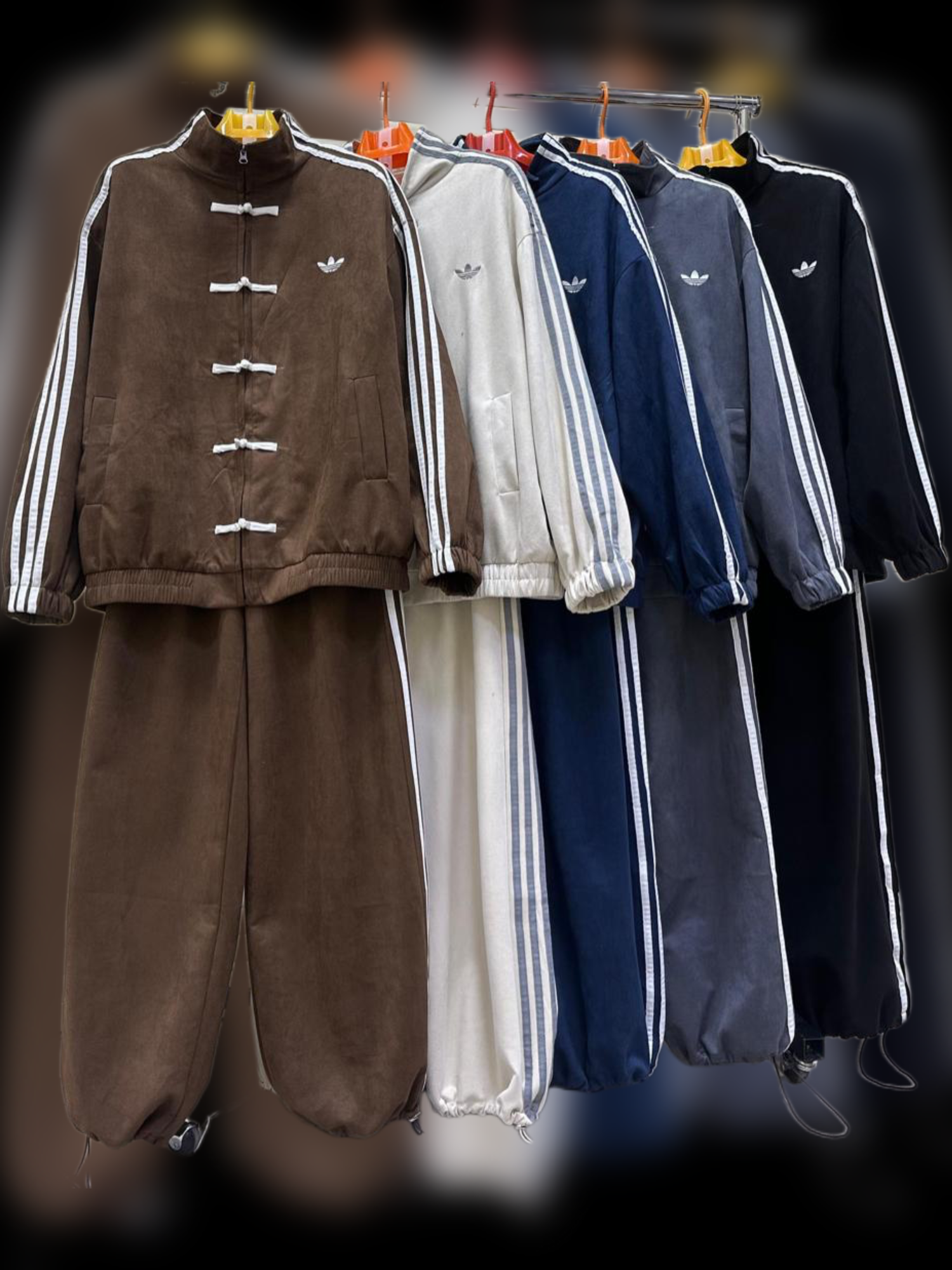 Костюм спортивный  комплект, размер 40-46, бежевый/белый/коричневый — фото 1