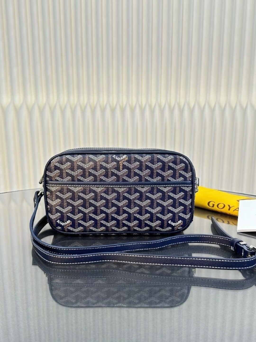 Сумка барсетка Goyard Goyard, коричневый