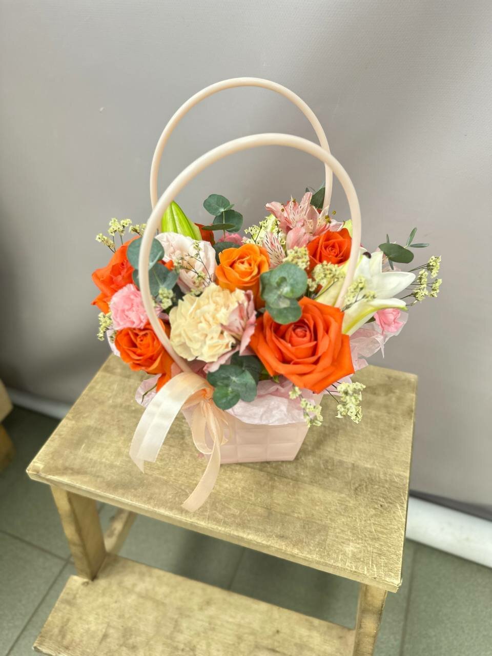 Корзинка с цветами