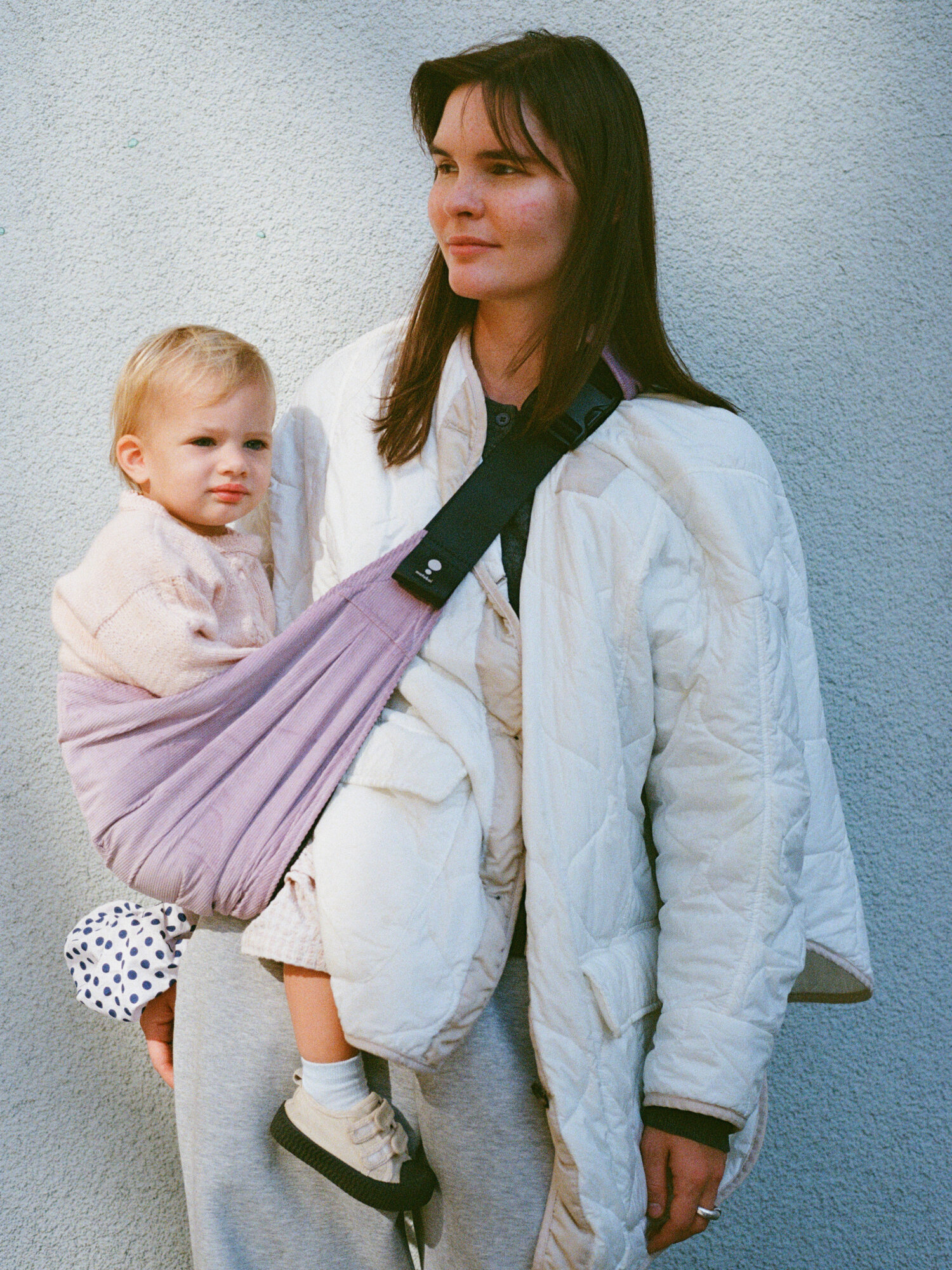 Картинки Рюкзак-переноска Iki 2.0 Пыльно-лиловый. Cлинг для новорожденных с 0. Кенгуру переноска для детей с 3 месяцев