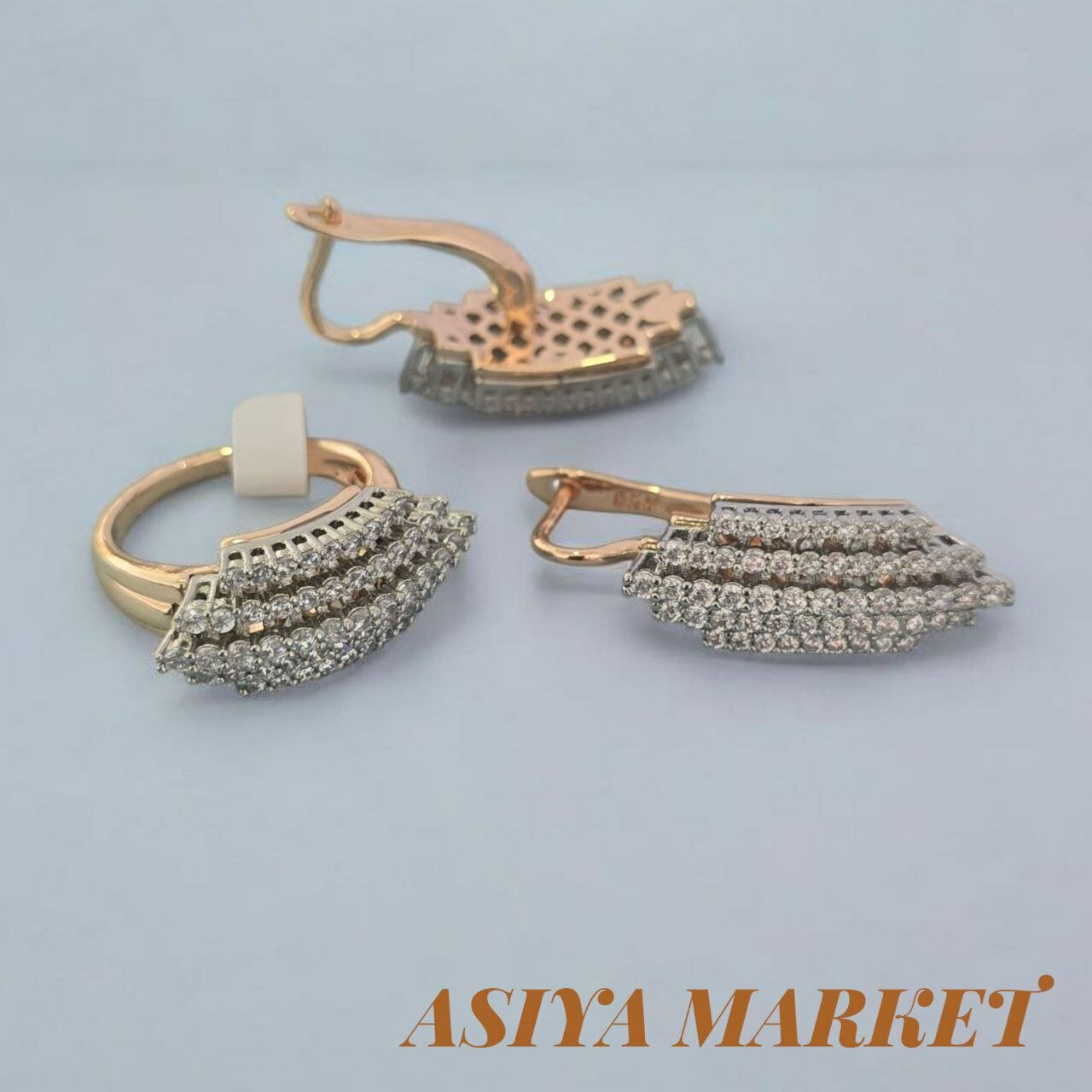 Комплект бижутерии: кольцо, серьги, искусственный камень