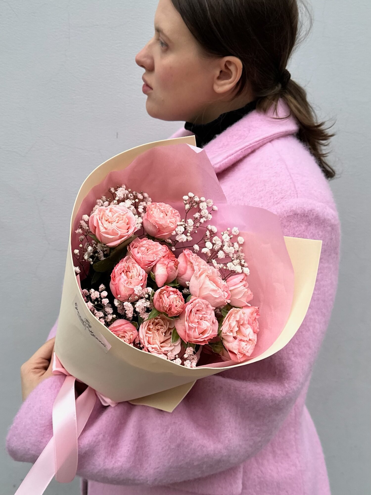 Букет цветов "Ванильное мороженое"( кустовая роза) «Букет-Мукет»