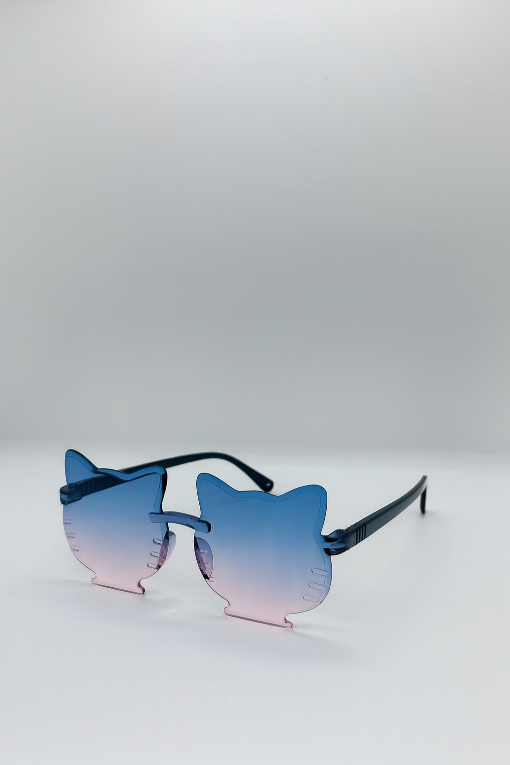 Детские солнцезащитные очки "Котёнок", форма бабочки, пластиковые линзы, UV400, 3-10 лет — фото 1