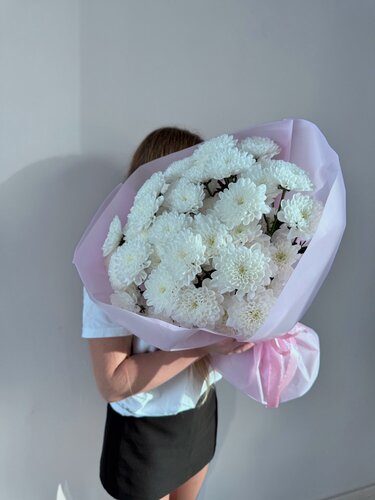 Изображение товара Букет из кустовых белых хризантем Алтай ( живые цветы)