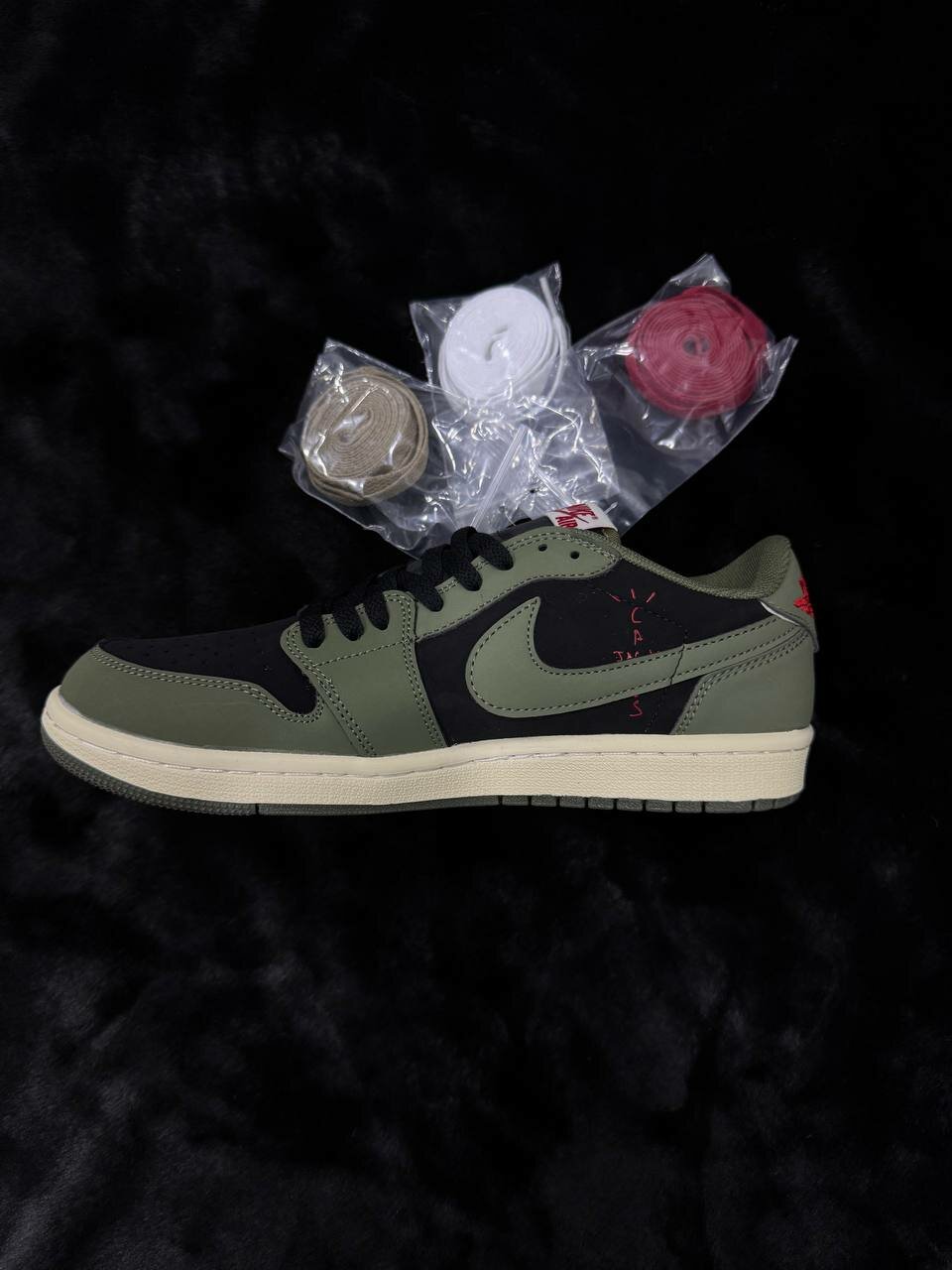 Кроссовки NIKE nike travis scott, размер 40, GREEN /Spruce Sto — фото 1