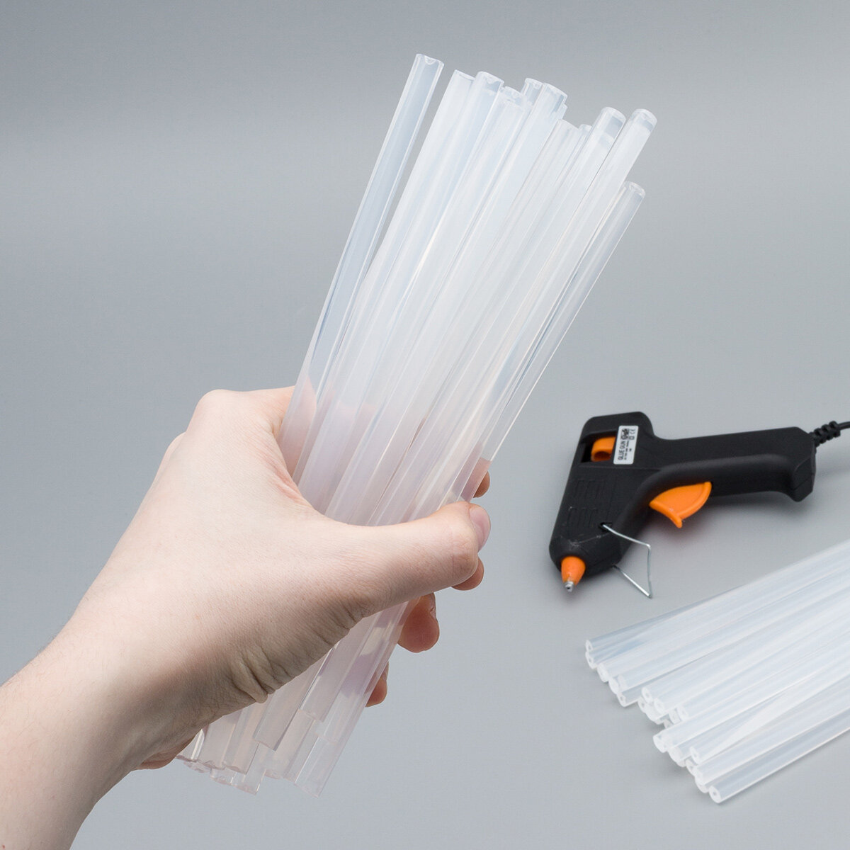 Стержни для клеевого пистолета диаметр 7 мм длина 20 см 50 шт Hobby&Pro