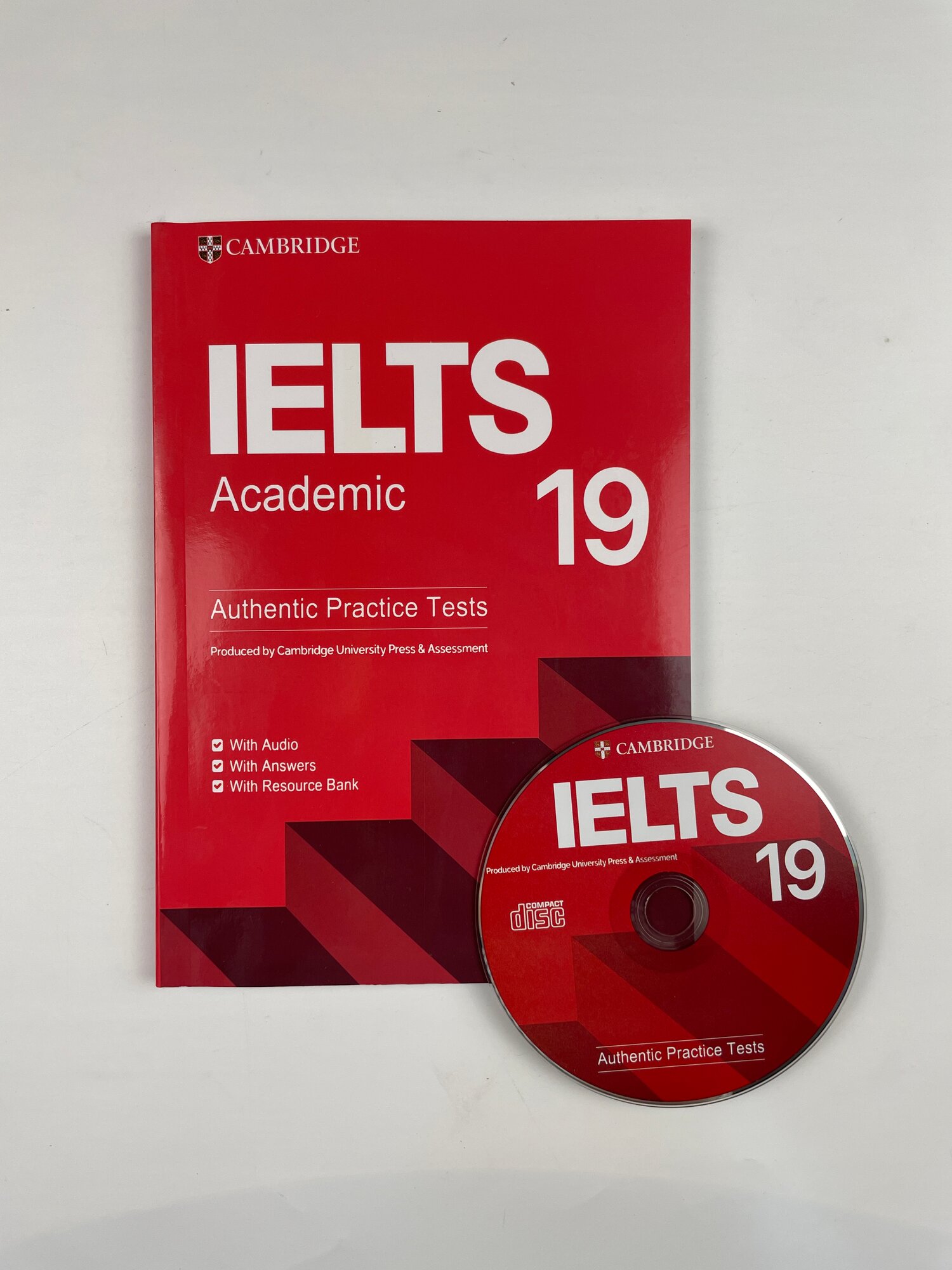 IELTS 19 Academic Student's Book with Answers