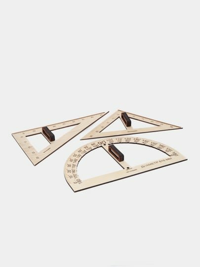 Набор линеек, для преподавателя . Транспортир от 0 до 180 градусов диаметр 510 мм.