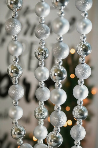 Изображение товара Бусы на ёлку новогоднее ожерелье, пластик, серебряный, 2-4 см, 208 см, Winter Deco 3081135