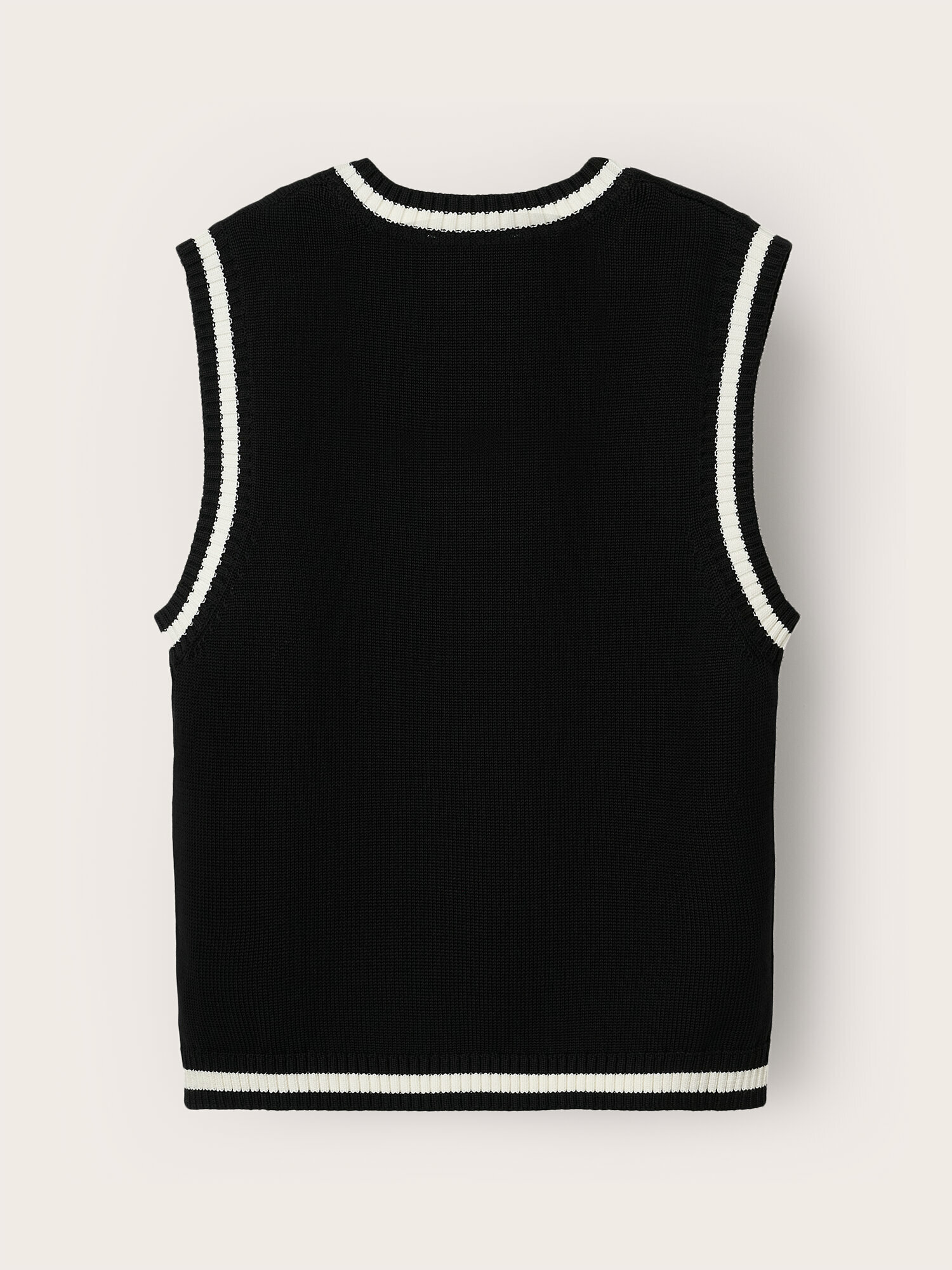 Школьный жилет Junion вязаный, размер 152, черный — фото 1