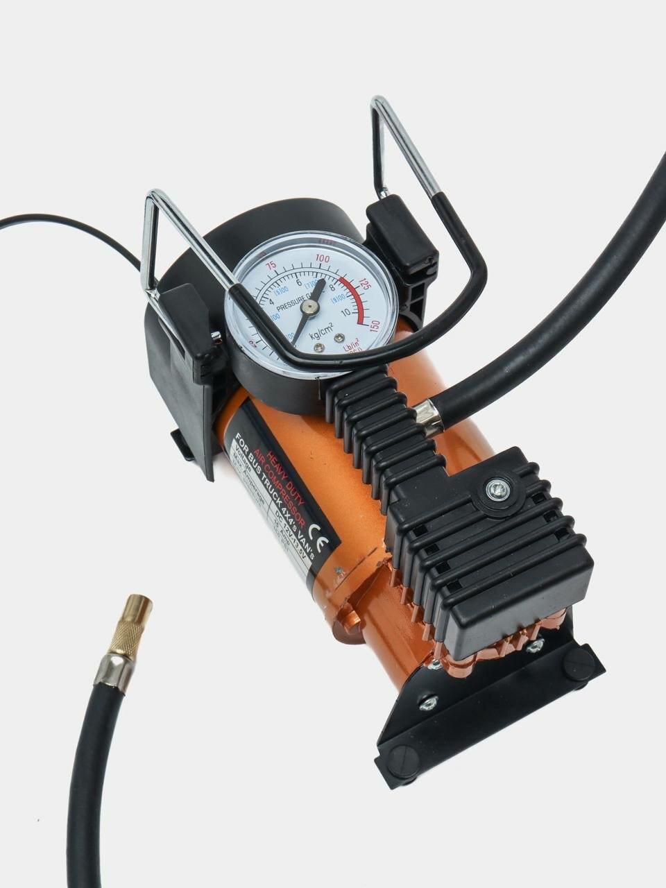 Автомобильный компрессор насос Tornado, AC-580 м, 15 А, 35 л/мин, 12В — фото 1