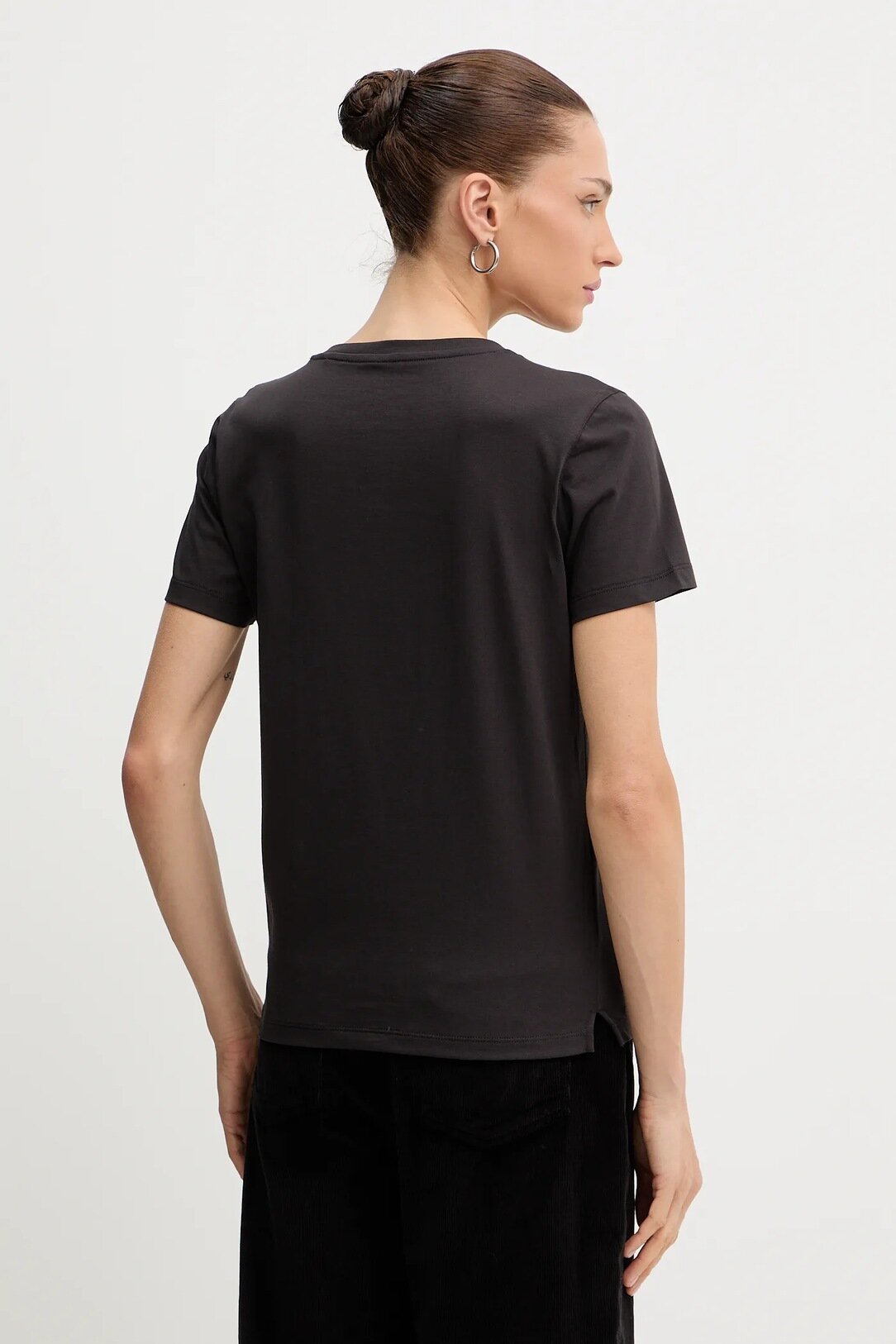 Футболка GUESS SS CN KRYSTAL TRIANGLE TEE, , размер S, коричневый — фото 1