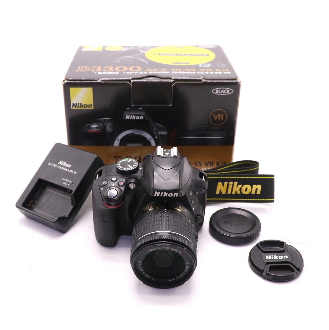 Nikon D3300 kit в упаковке (пробег 35960 кадров)