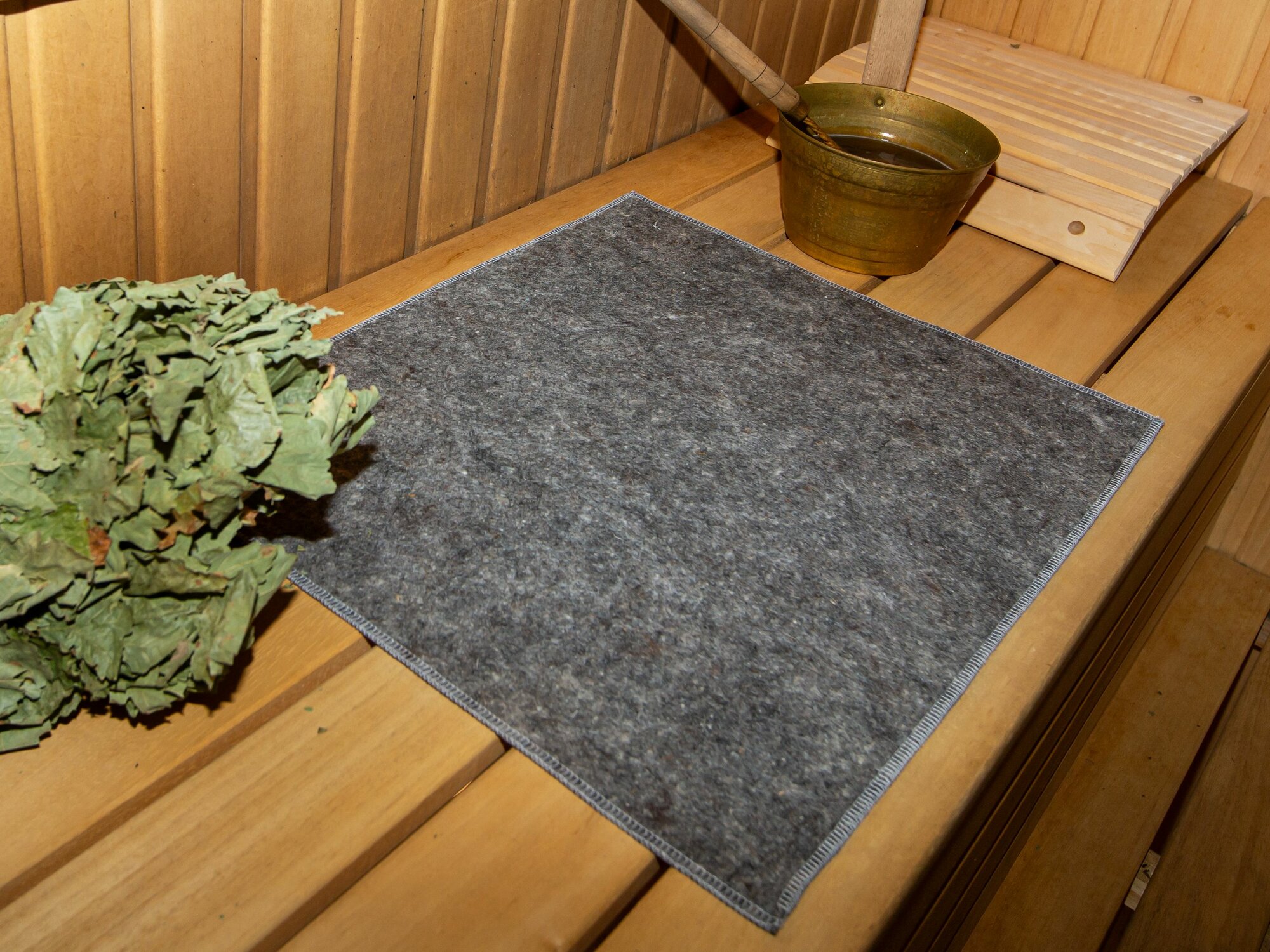 Коврик подстилка 50х60 см для бани и сауны шерстяная из войлока